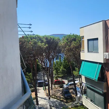 Klaidi * Golem (Tirana)